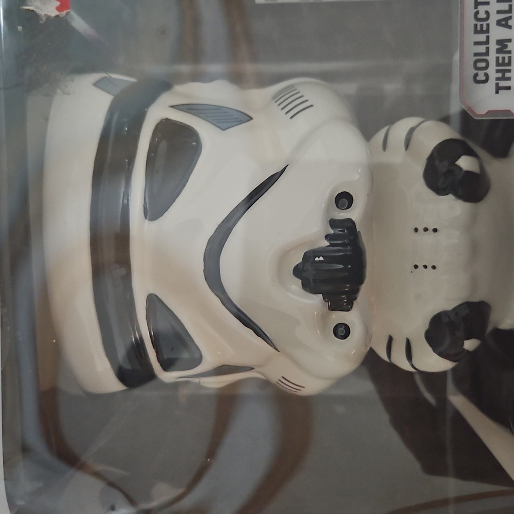 Star Wars Black and White Stormtrooper Goblet - Picture 11 of 11